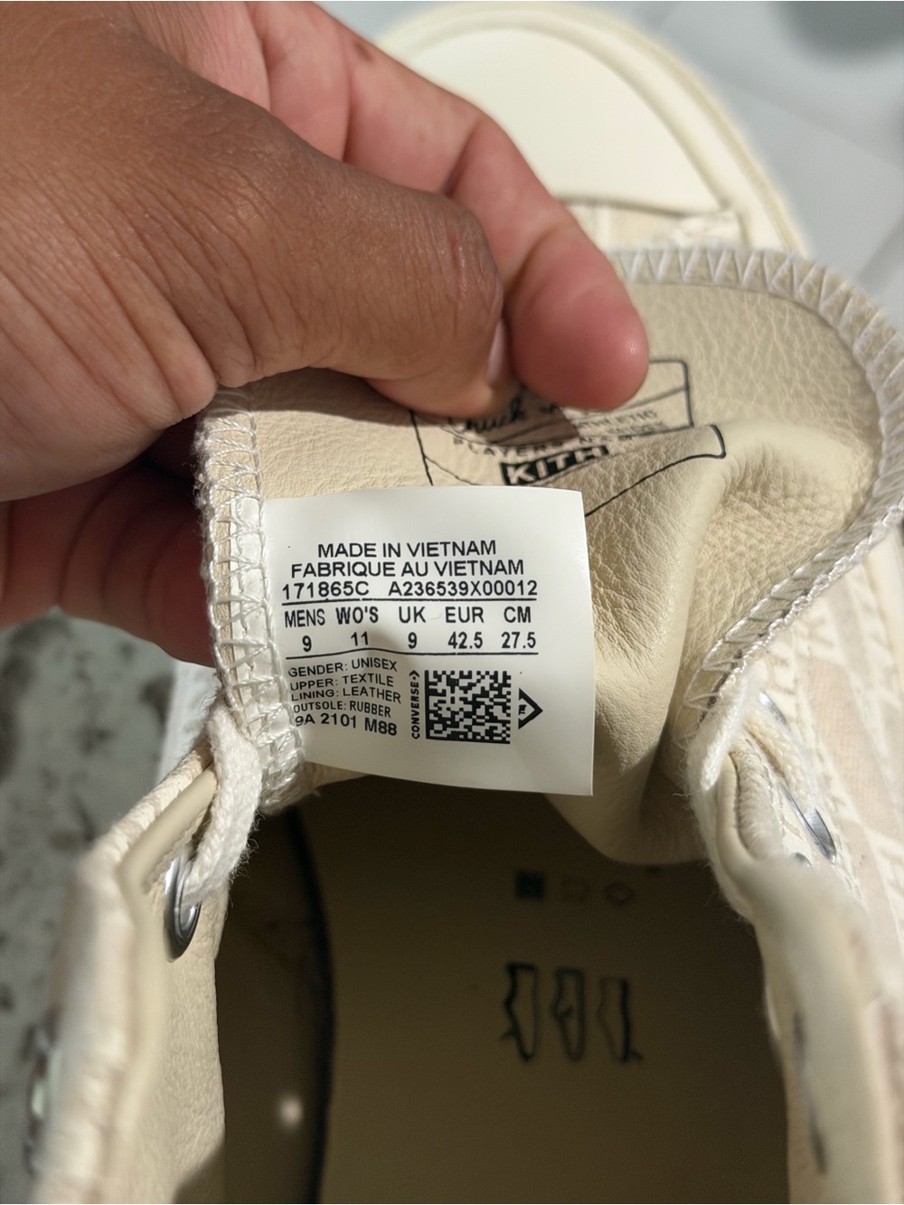 Size 9 Mens/11 Womens Converse Kith x Chuck 70 High Natural Monogram - Picture 8 of 9